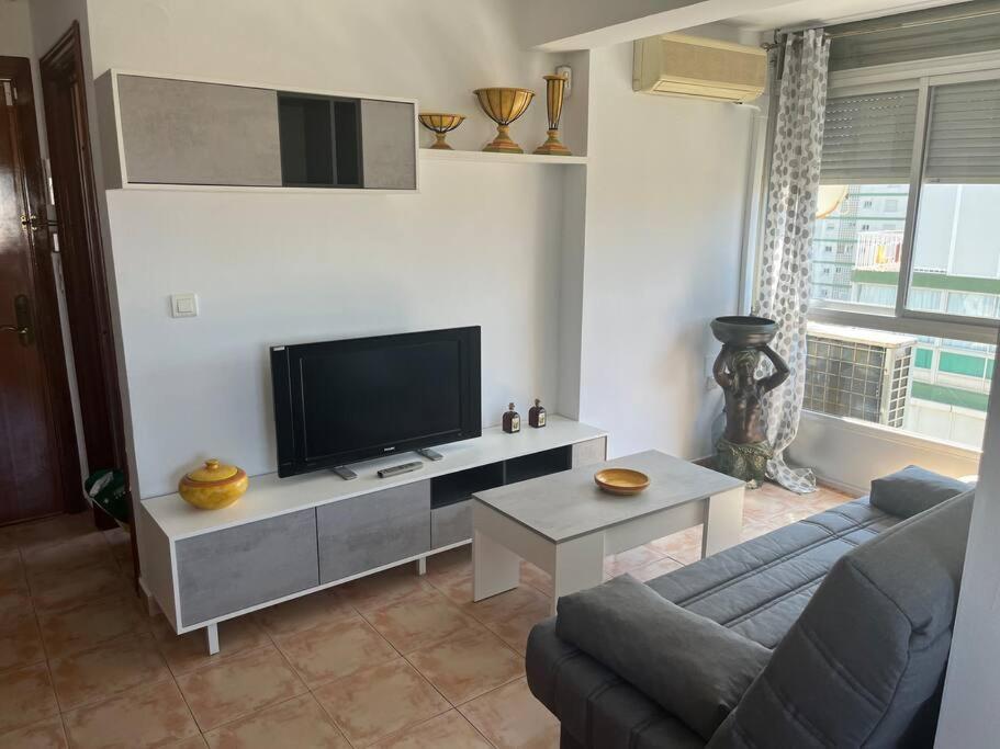 Apartamento Ginebra Torre Del Mar Εξωτερικό φωτογραφία