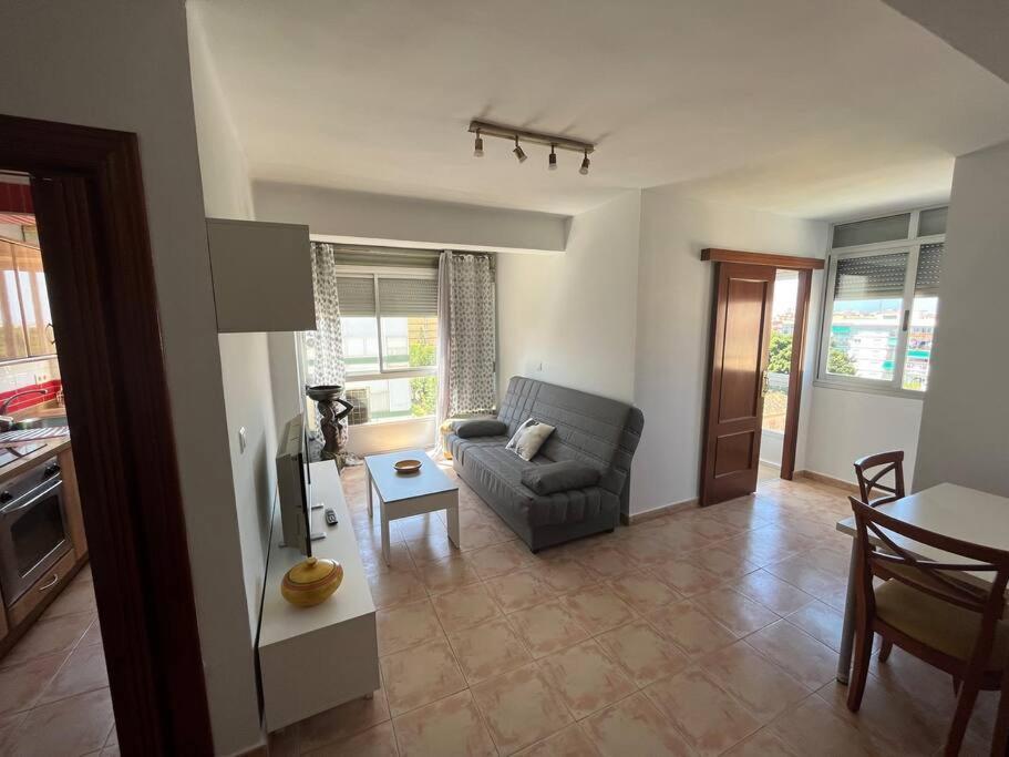 Apartamento Ginebra Torre Del Mar Εξωτερικό φωτογραφία